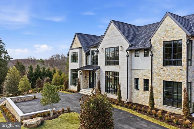 1306 BALLANTRAE CT, Mclean, VA 22101