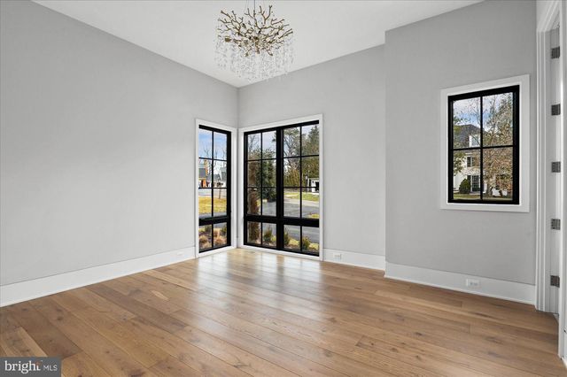 1306 BALLANTRAE CT, Mclean, VA 22101