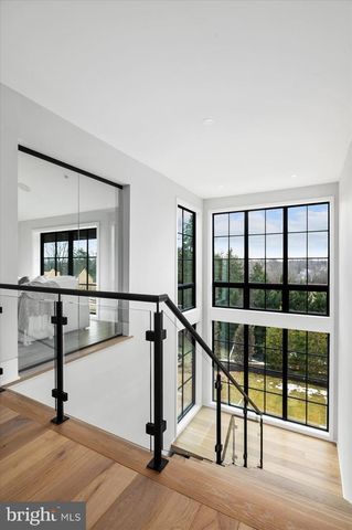 1306 BALLANTRAE CT, Mclean, VA 22101