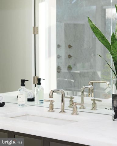 1306 BALLANTRAE CT, Mclean, VA 22101