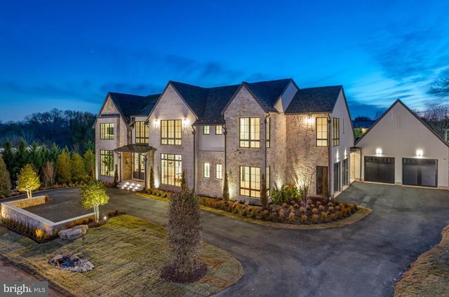 1306 BALLANTRAE CT, Mclean, VA 22101