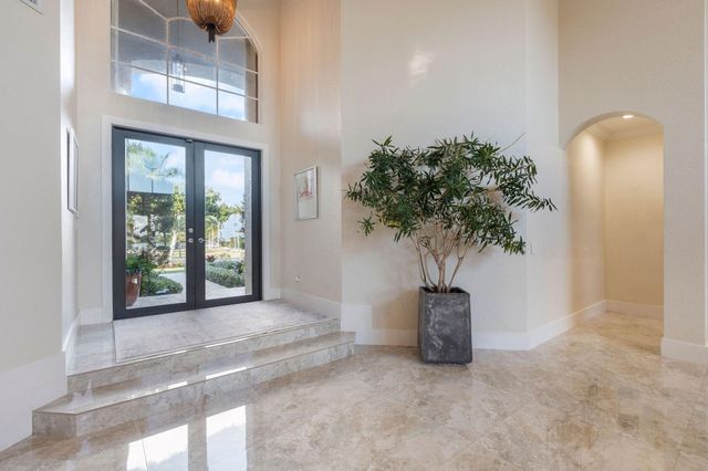 11382 Redberry Drive, Davie, FL 33330