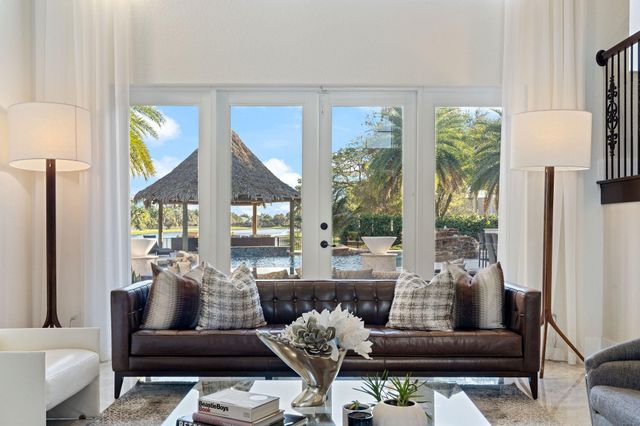 11382 Redberry Drive, Davie, FL 33330