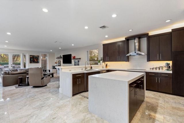 11382 Redberry Drive, Davie, FL 33330