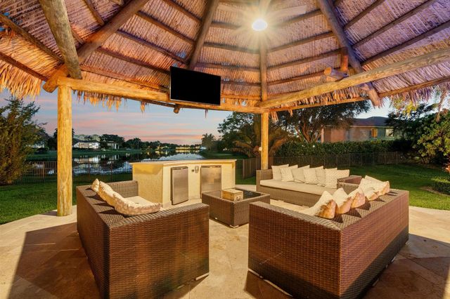 11382 Redberry Drive, Davie, FL 33330