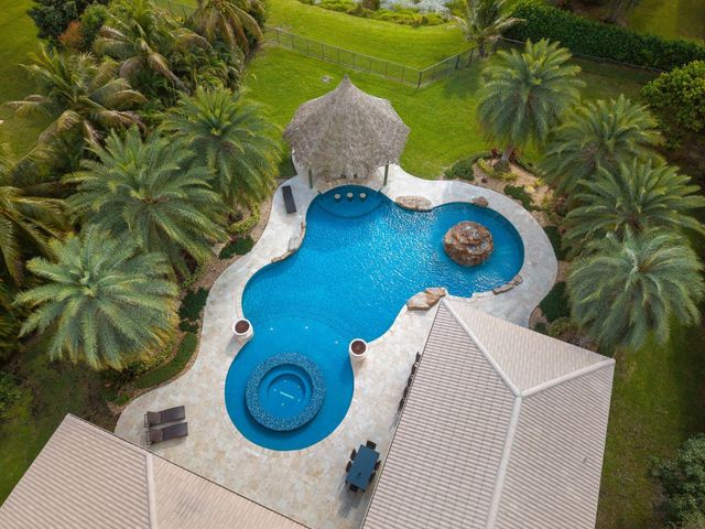 11382 Redberry Drive, Davie, FL 33330