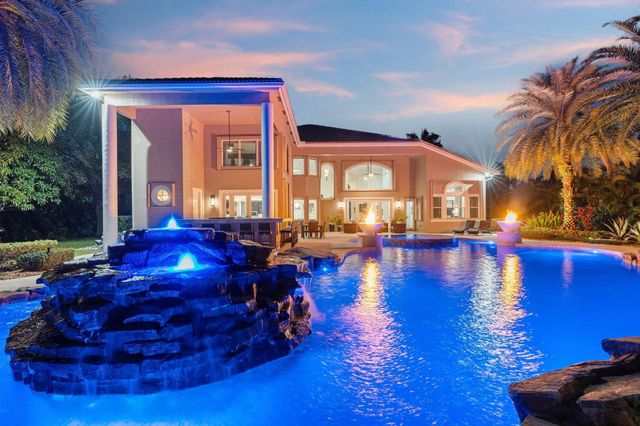 11382 Redberry Drive, Davie, FL 33330