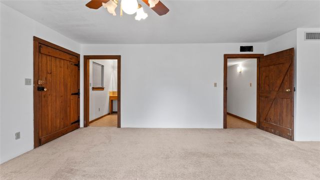 36 Pierce Road, Huntsville, TX 77320