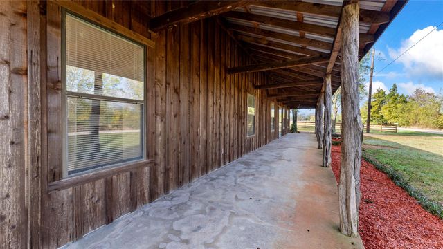 36 Pierce Road, Huntsville, TX 77320