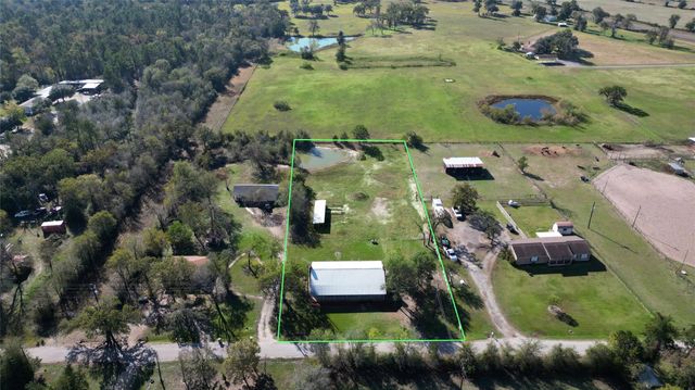 36 Pierce Road, Huntsville, TX 77320