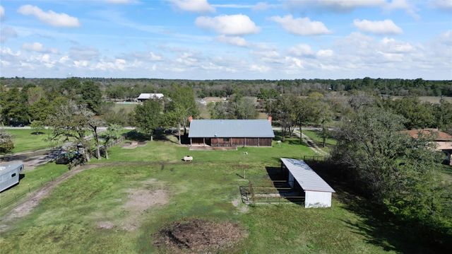 36 Pierce Road, Huntsville, TX 77320