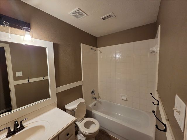 100 Millington Trail, Mansfield, TX 76063