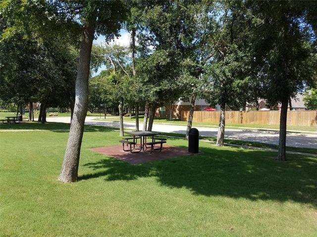 100 Millington Trail, Mansfield, TX 76063