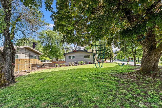 405 South Street, Port Orchard, WA 98366