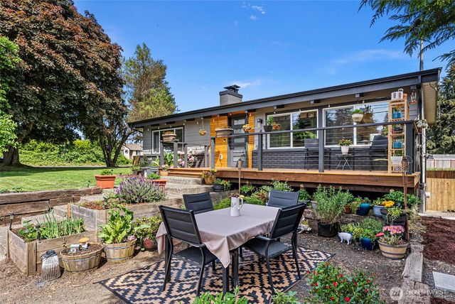 405 South Street, Port Orchard, WA 98366