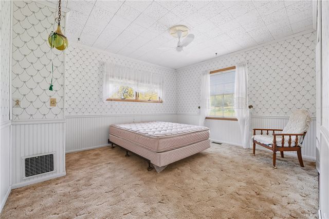 6453 Old Pulaski Rd, Pulaski Twp, PA 16142