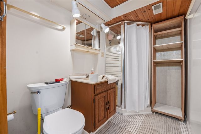 6453 Old Pulaski Rd, Pulaski Twp, PA 16142