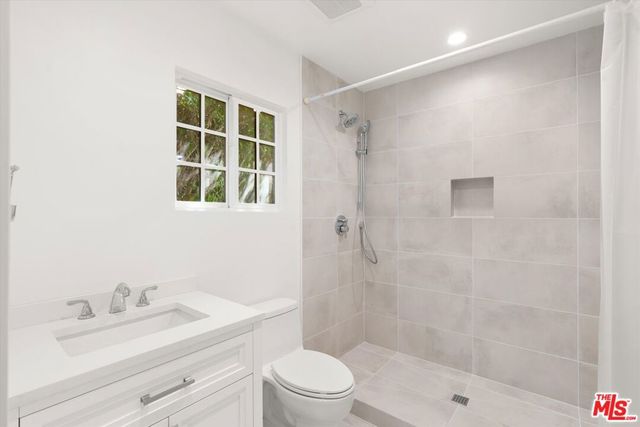 2316 Hill Street, Santa Monica, CA 90405
