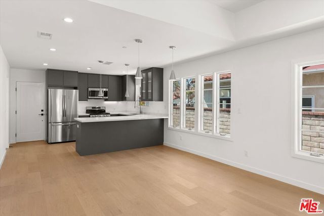 2316 Hill Street, Santa Monica, CA 90405
