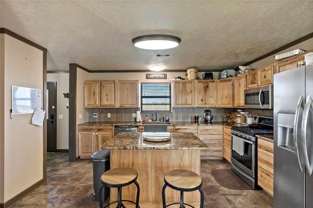 26759 Highway 90 N, Bedias, TX 77831