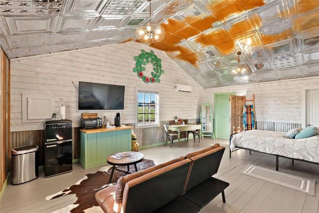 26759 Highway 90 N, Bedias, TX 77831