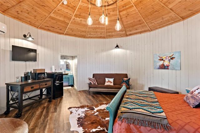 26759 Highway 90 N, Bedias, TX 77831