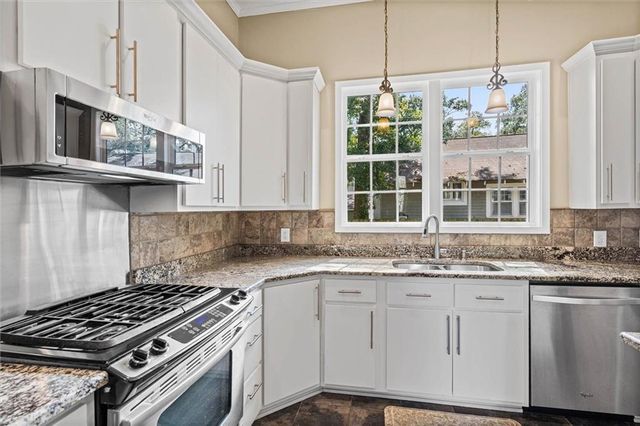 50 Lemoyne Place, Mobile, AL 36604
