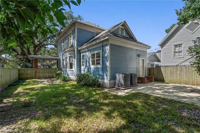 50 Lemoyne Place, Mobile, AL 36604