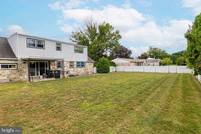 3946 BLAKE RD, Huntingdon Valley, PA 19006