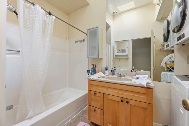 1813 Sacramento St, Berkeley, CA 94702