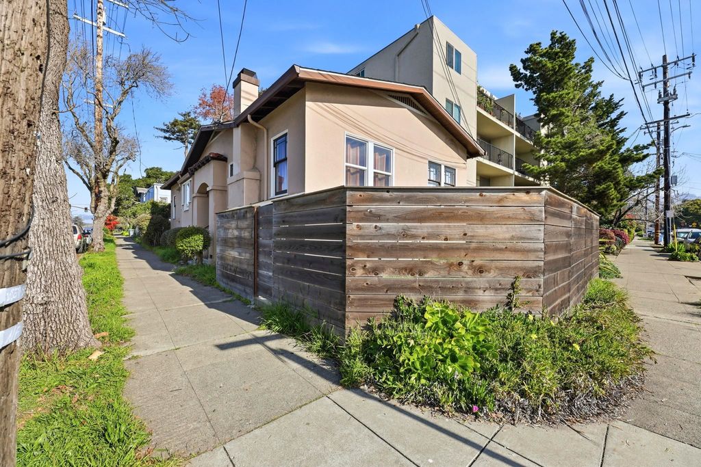 1813 Sacramento St, Berkeley, CA 94702