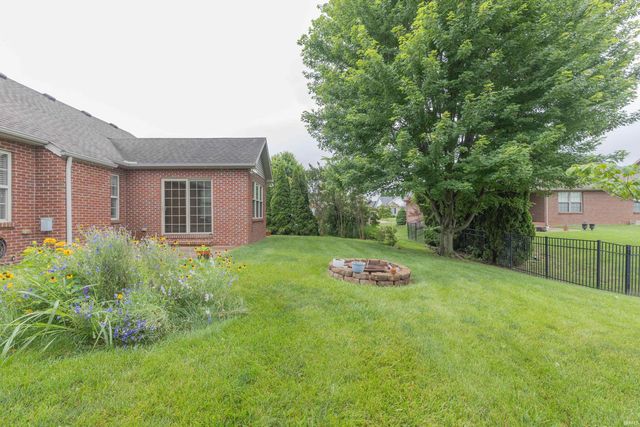 4715 Mansfield Drive, Newburgh, IN 47630