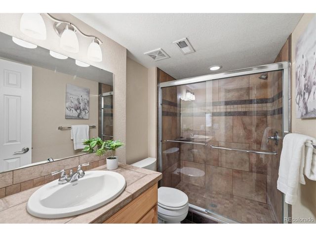 8354 Hackamore Rd, Littleton, CO 80125