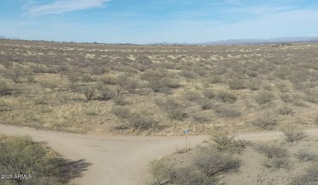 9701 E Adams Trail -- 5, Hereford, AZ 85615