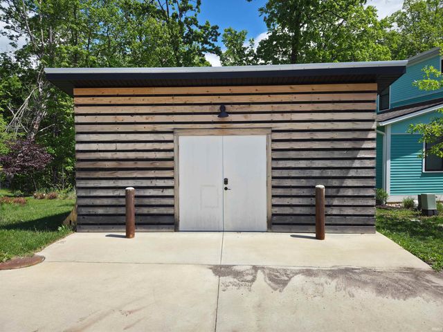 1270 E Short Street, Bloomington, IN 47401