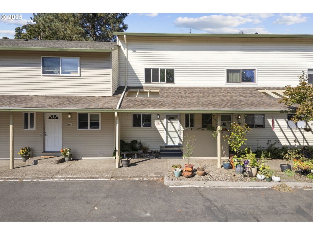 413 N HAYDEN BAY Dr, Portland, OR 97217