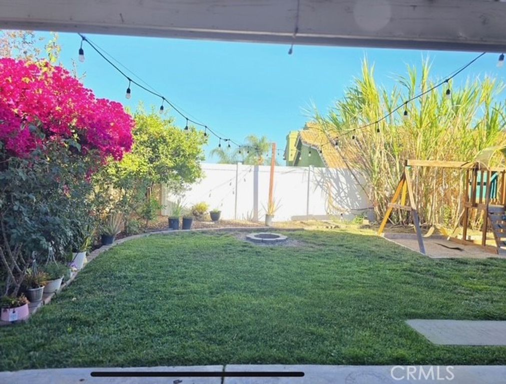 Image 3 of property listing at 24392 Ridgewood, Murrieta, CA 92562