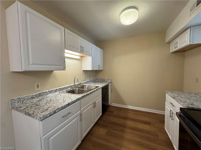 5521 Hornaday Road C, Greensboro, NC 27409