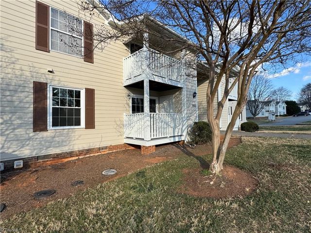 5521 Hornaday Road C, Greensboro, NC 27409