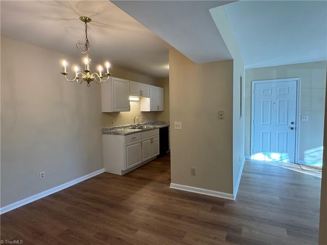 5521 Hornaday Road C, Greensboro, NC 27409