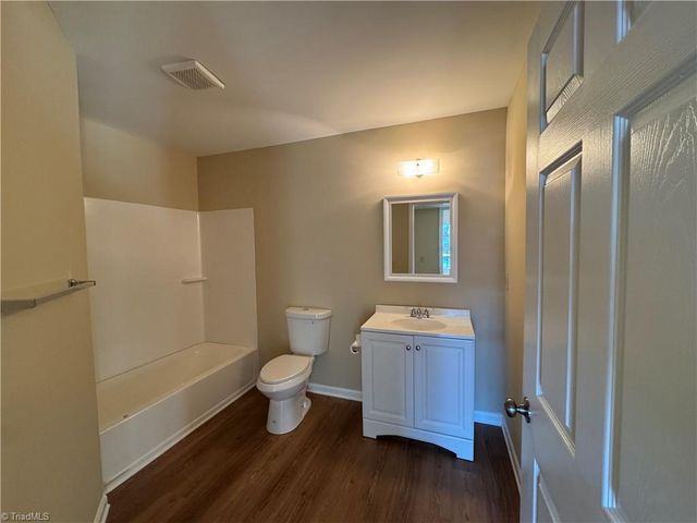 5521 Hornaday Road C, Greensboro, NC 27409