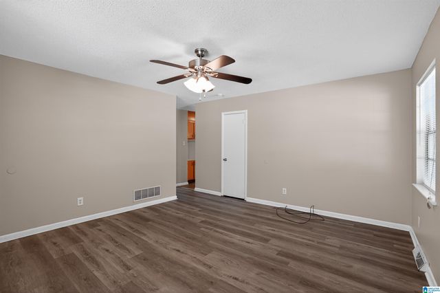 700 TWIN RIDGE DRIVE, Bessemer, AL 35020