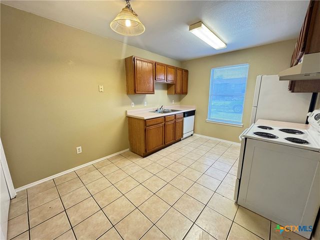 1701 Benttree Drive, Killeen, TX 76543