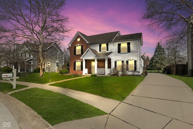 57 Carriage Lake Drive, Brownsburg, IN 46112