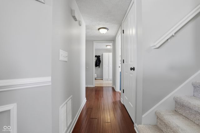 57 Carriage Lake Drive, Brownsburg, IN 46112