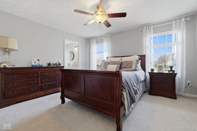 57 Carriage Lake Drive, Brownsburg, IN 46112