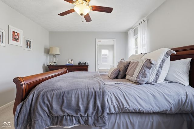 57 Carriage Lake Drive, Brownsburg, IN 46112