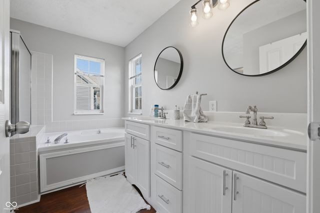 57 Carriage Lake Drive, Brownsburg, IN 46112