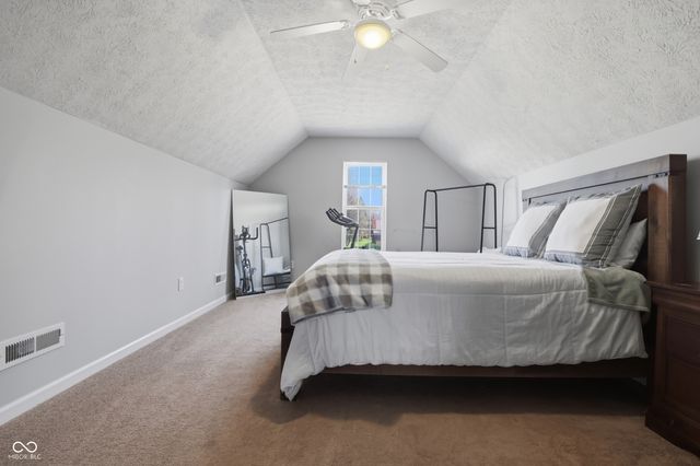 57 Carriage Lake Drive, Brownsburg, IN 46112