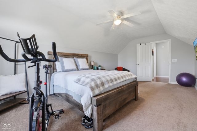 57 Carriage Lake Drive, Brownsburg, IN 46112